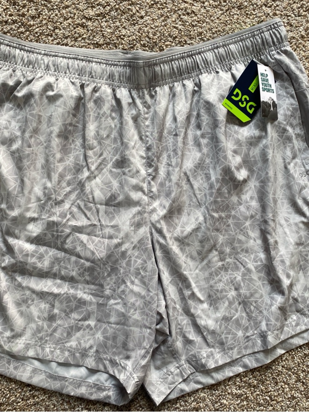 DSG Men's Light Gray Geometric Athletic Shorts XXL